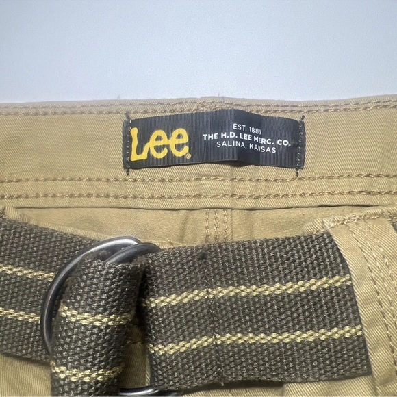 $48 MSRP NWT Mens LEE 100% Cotton CARGO SHORTS & Belt Size 29 Khaki Tan - Picture 3 of 8